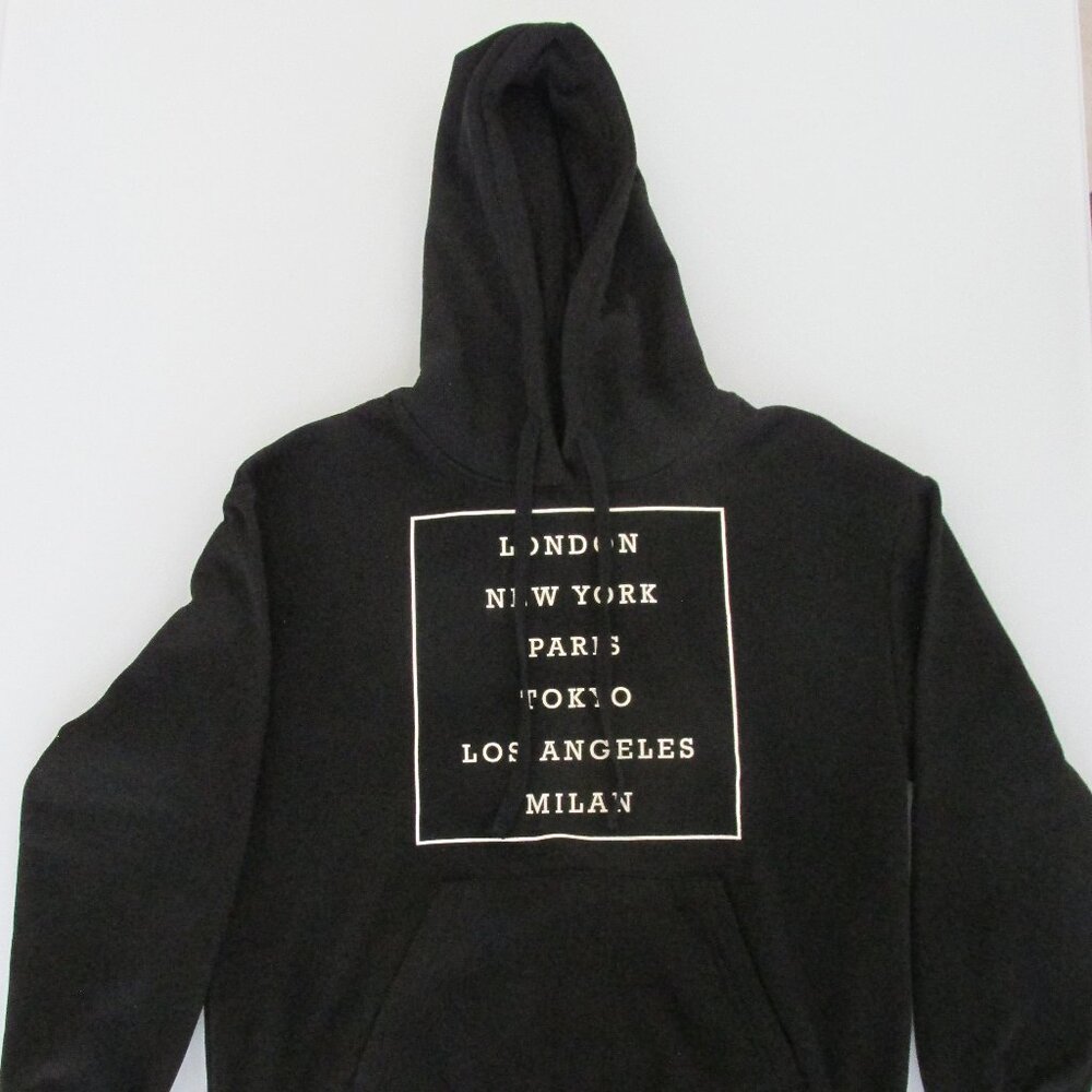 Zoe & Liv (NWOT) Women's Hoodie Sweatshirt Size Large